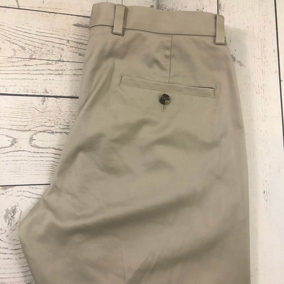 Brooks Brothers Other - Brooks Brothers W32 x L32 Tan Lightweight Chinos